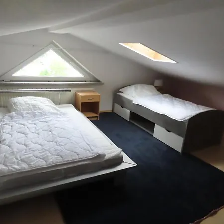Mit Kamin In Bis 6 Personen Feriehus