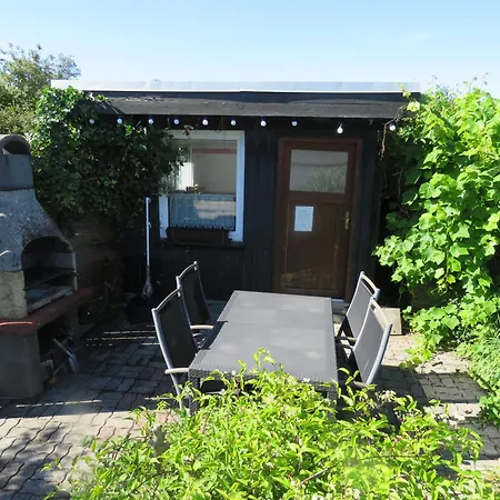 Mit Kamin In Bis 6 Personen Ferienhaus Sassnitz